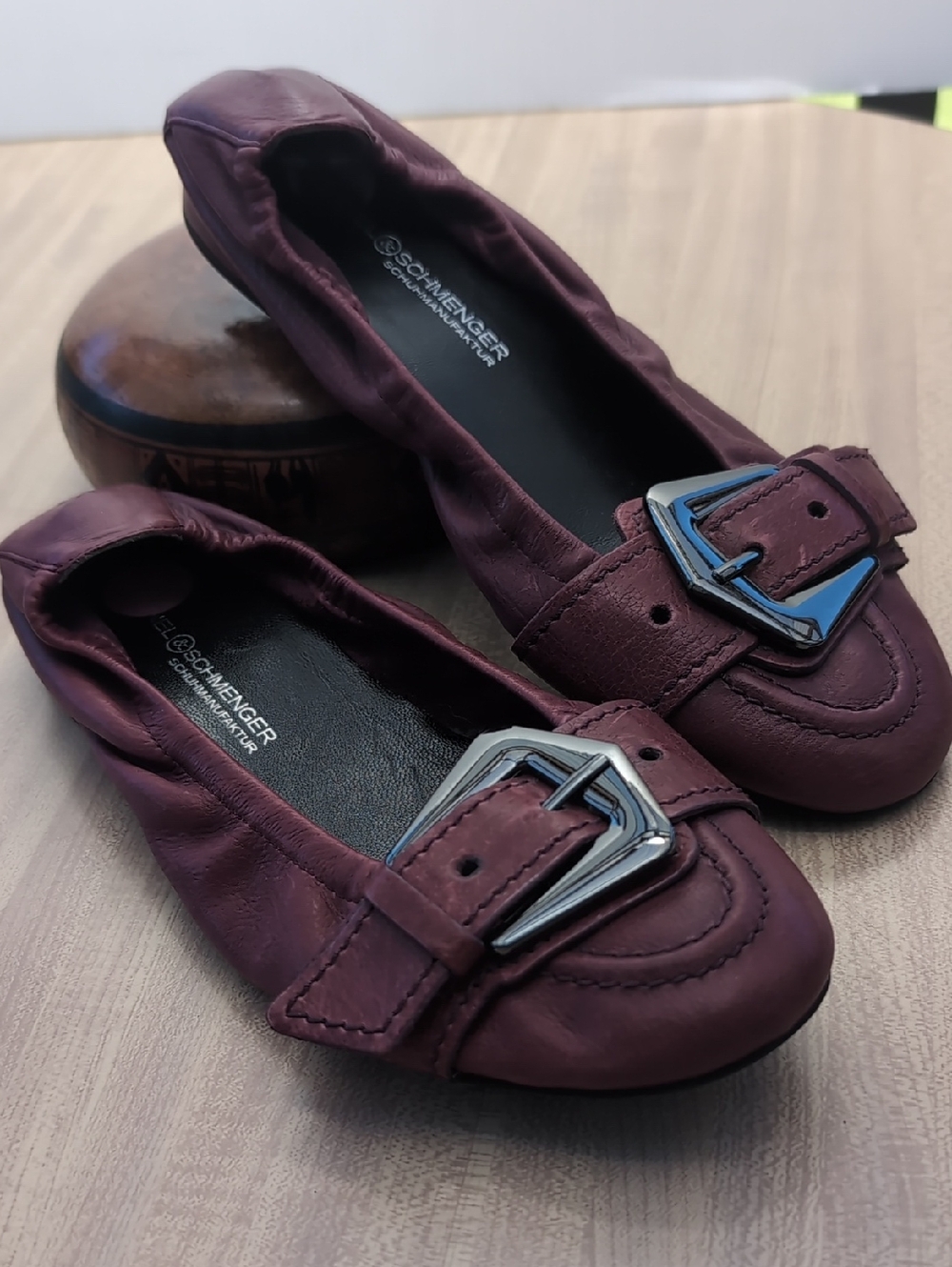 Kennel & Schmenger Burgundy Leather Buckle Ballet Flats Size EU 38 US 7.5